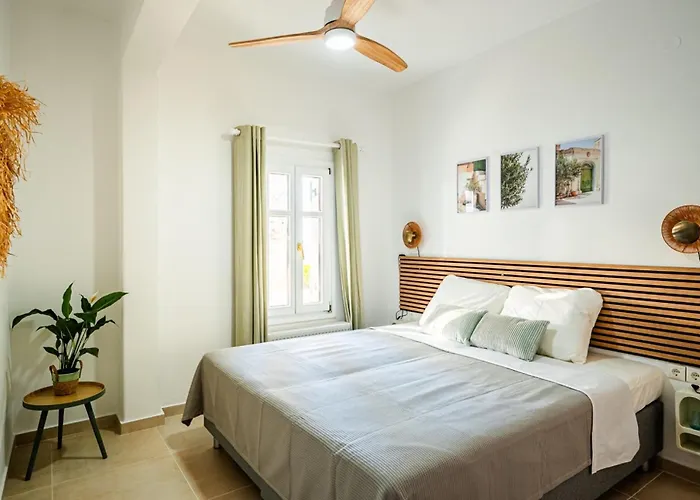 Azula Luxury شقة باروس